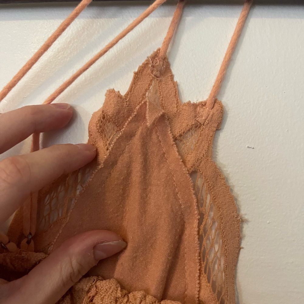 FP Movement by Free People Bralette Top / Crop Top Light Pink / Peach Lace -  S - Picture 3 of 9